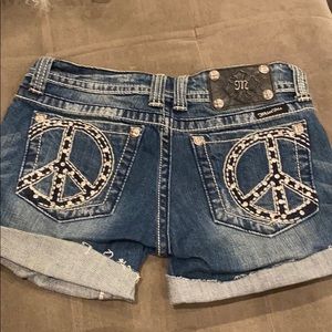 Miss Me peace sign jean shorts
